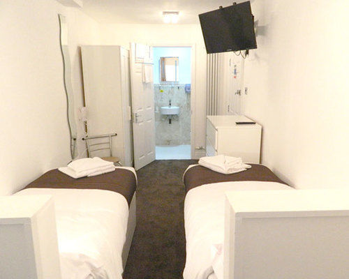 Hotel St George 2*